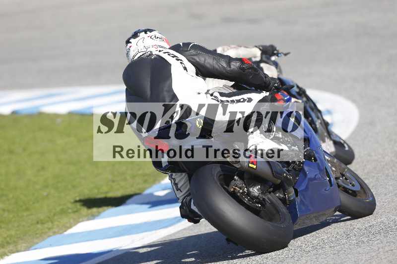 Archiv-2025/02 28.-31.01.2025 Moto Center Thun Jerez/rot-red/backside